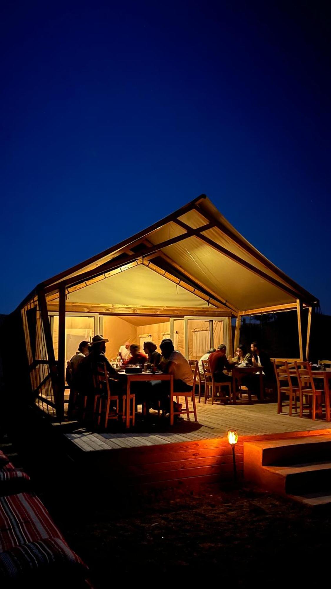 Adventurer Camp Hotel Al Wāşil Exterior foto